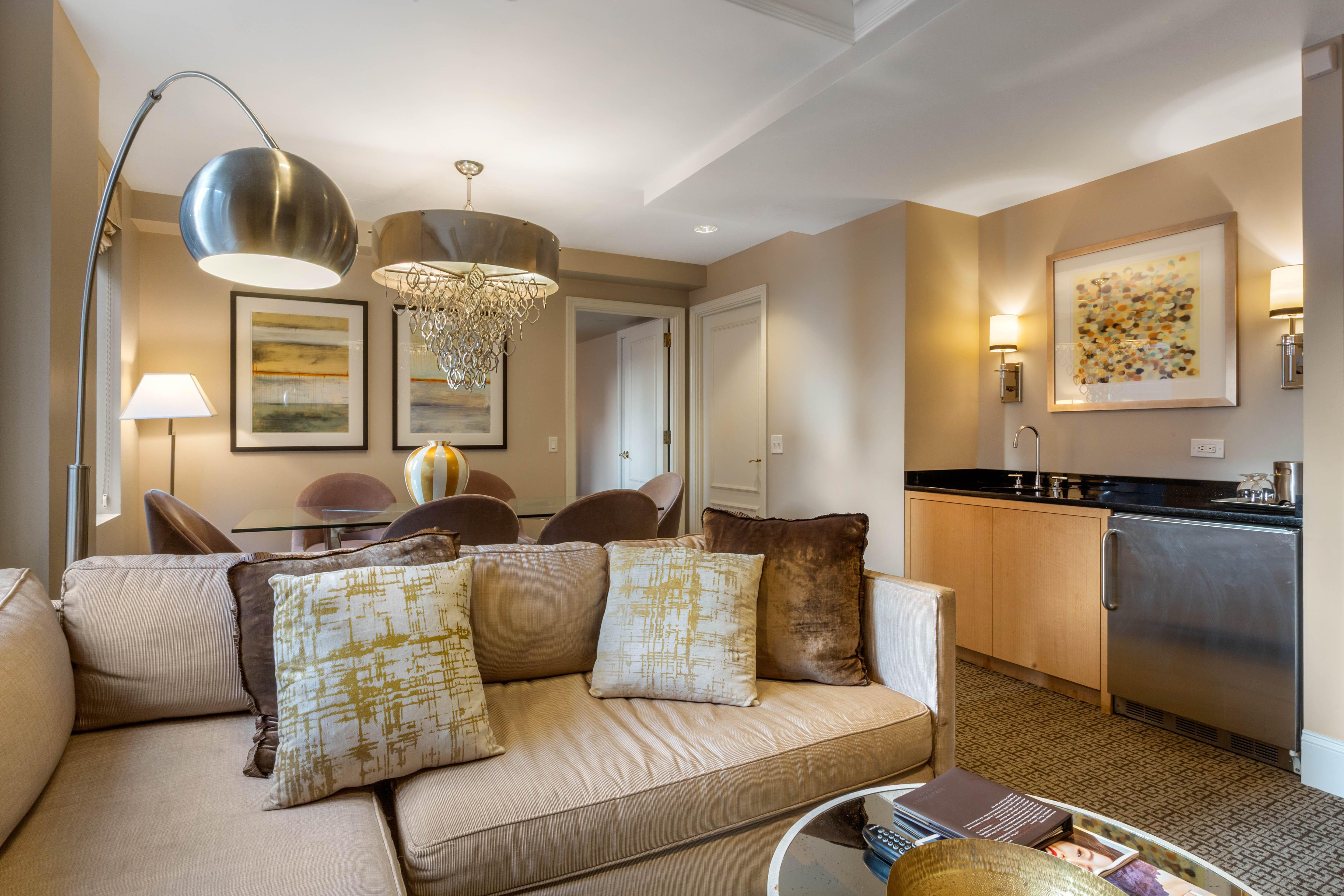 Omni Berkshire Place Hotel 4*