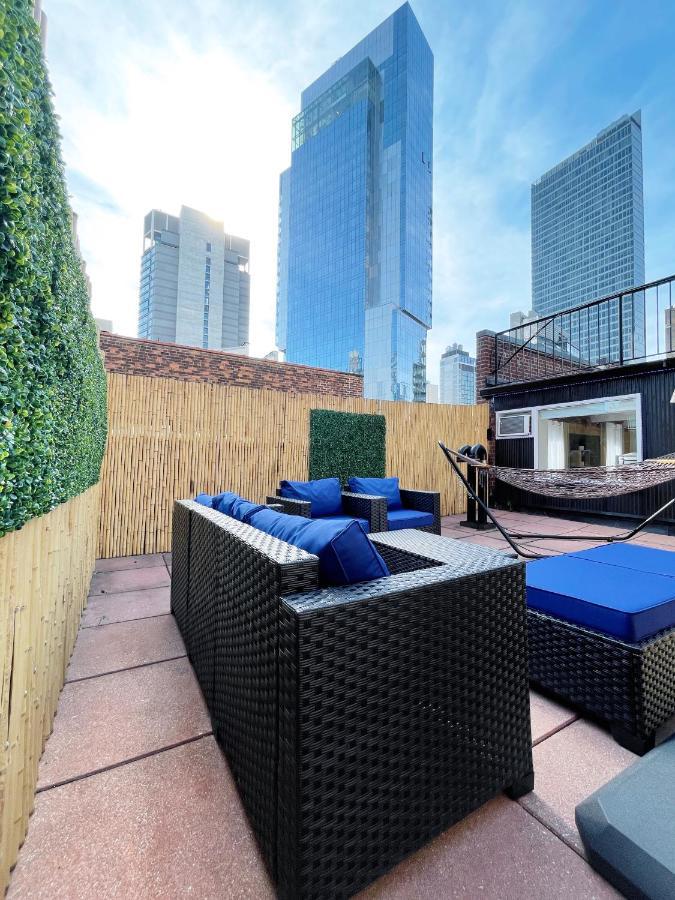 And The City, Rooftop View Apartment *