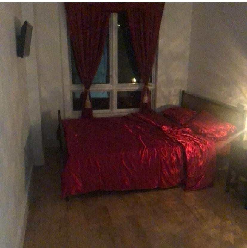 2 Bed Duplex With Private Yard