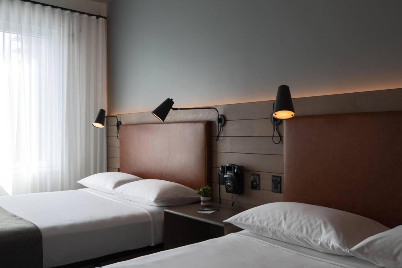 Hotel Moxy Nyc Downtown 4*