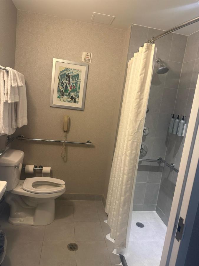 Fairfield & By Marriott Brooklyn Hotel