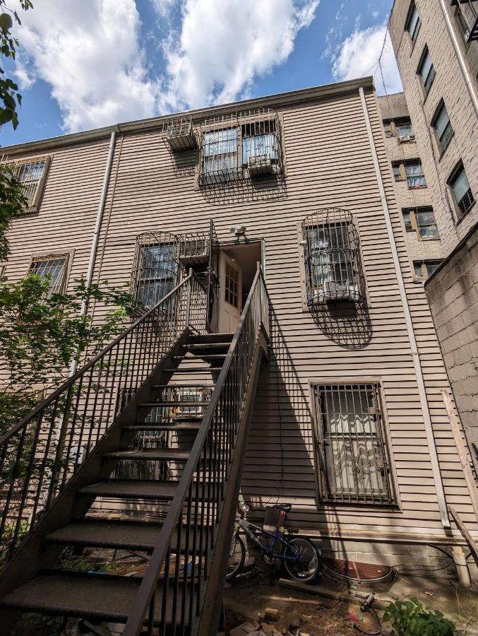 & Affordable Williamsburg Small New York