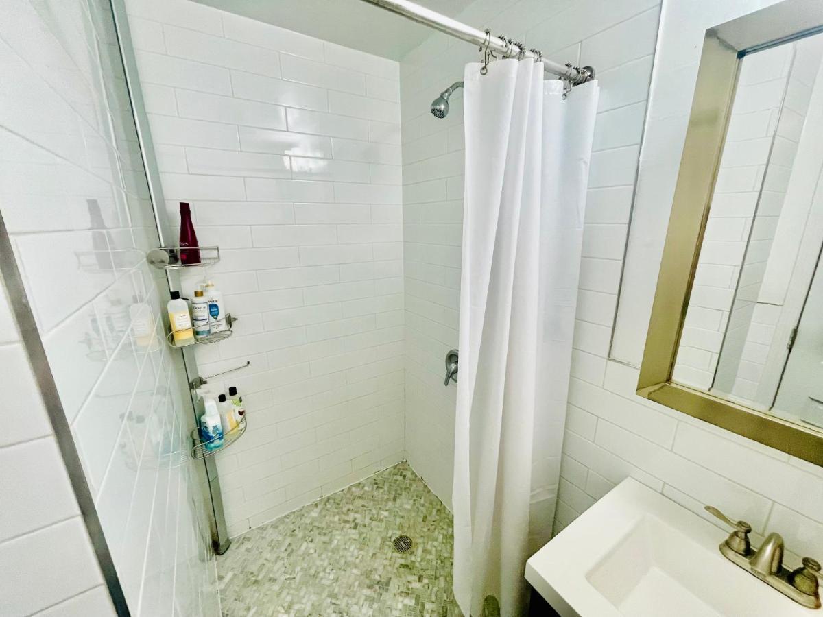 Classic Soho - Cozy / Perfect Location Apartment *
