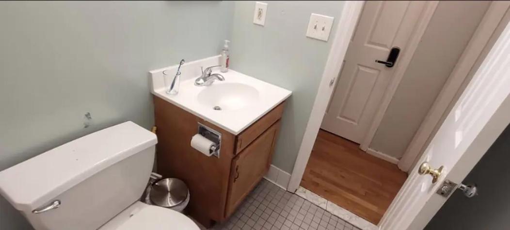 Williamsburg Private With Garden Homestay