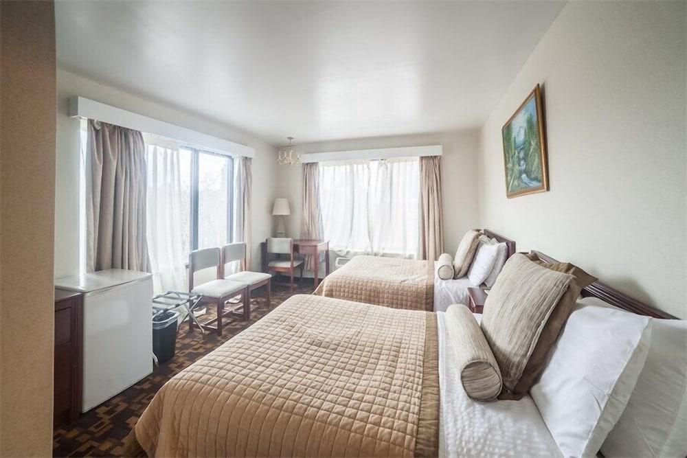 Windsor Hotel 2*