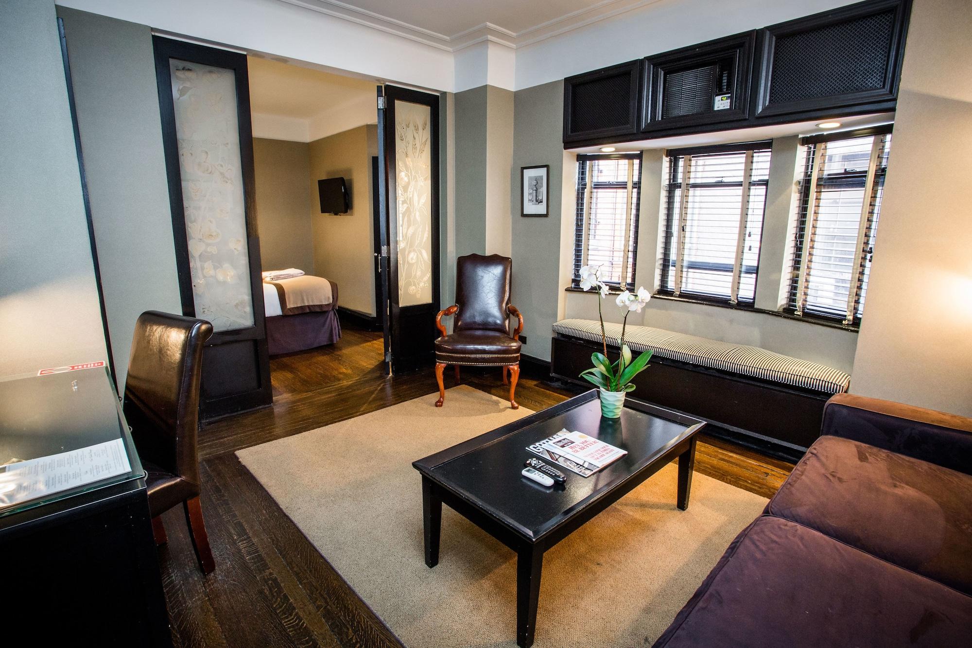Mansfield Hotel 4*