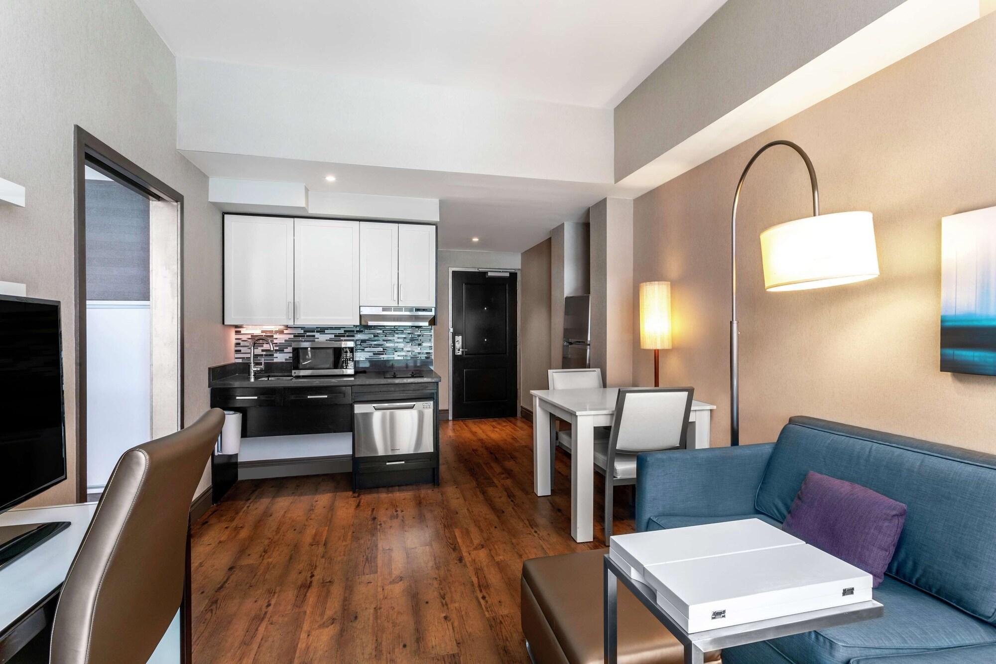 Hotel Homewood Midtown Manhattan Times Square South New York