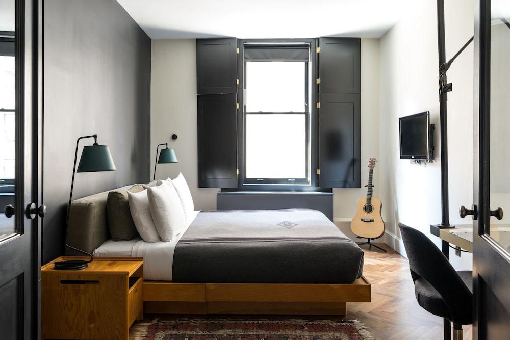 Hotel Ace 4*