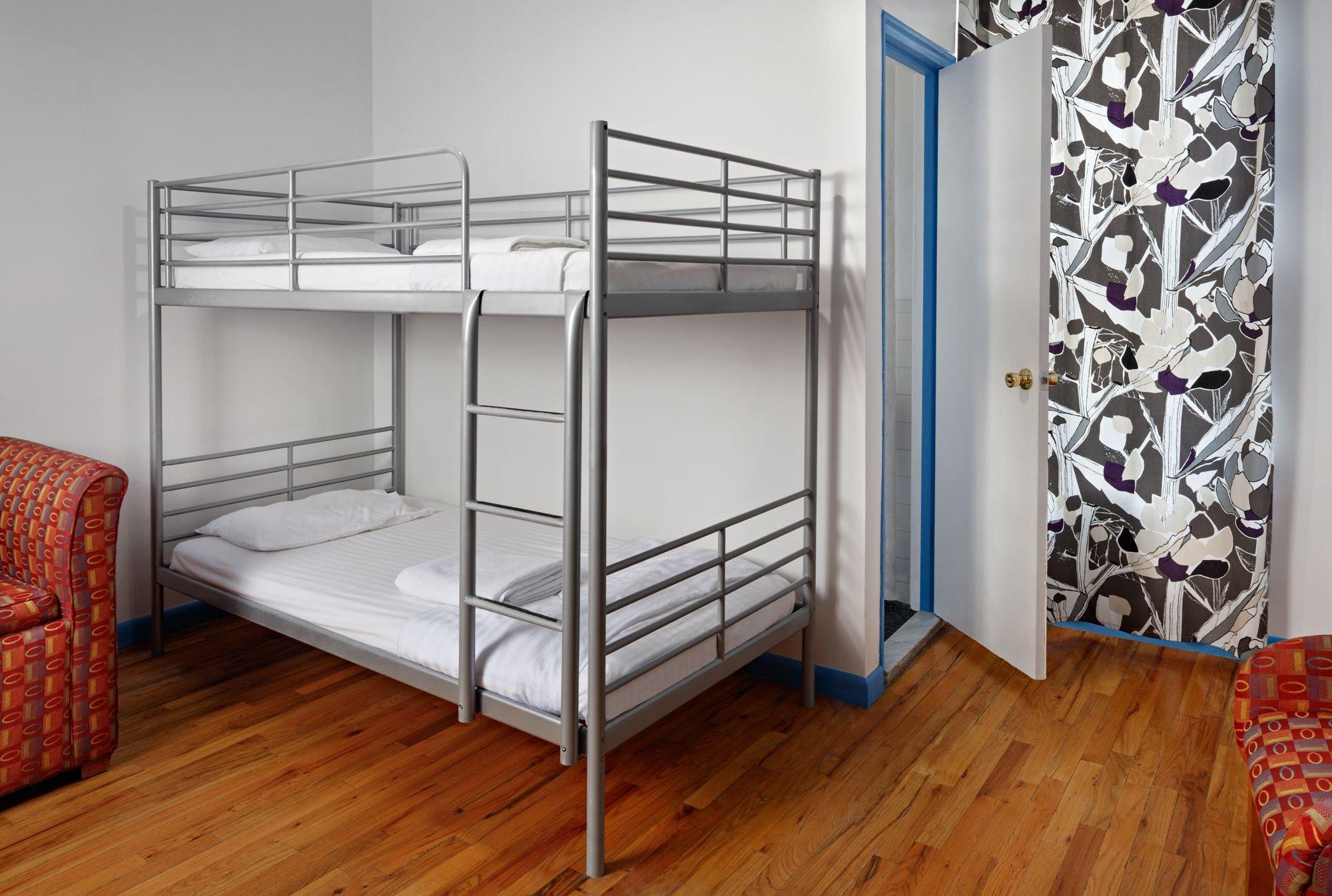 Park West Hostel *