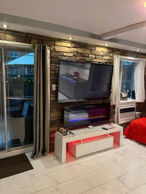 Apartment Brooklyn Luxury Spring Retreat With Private Outdoor Space