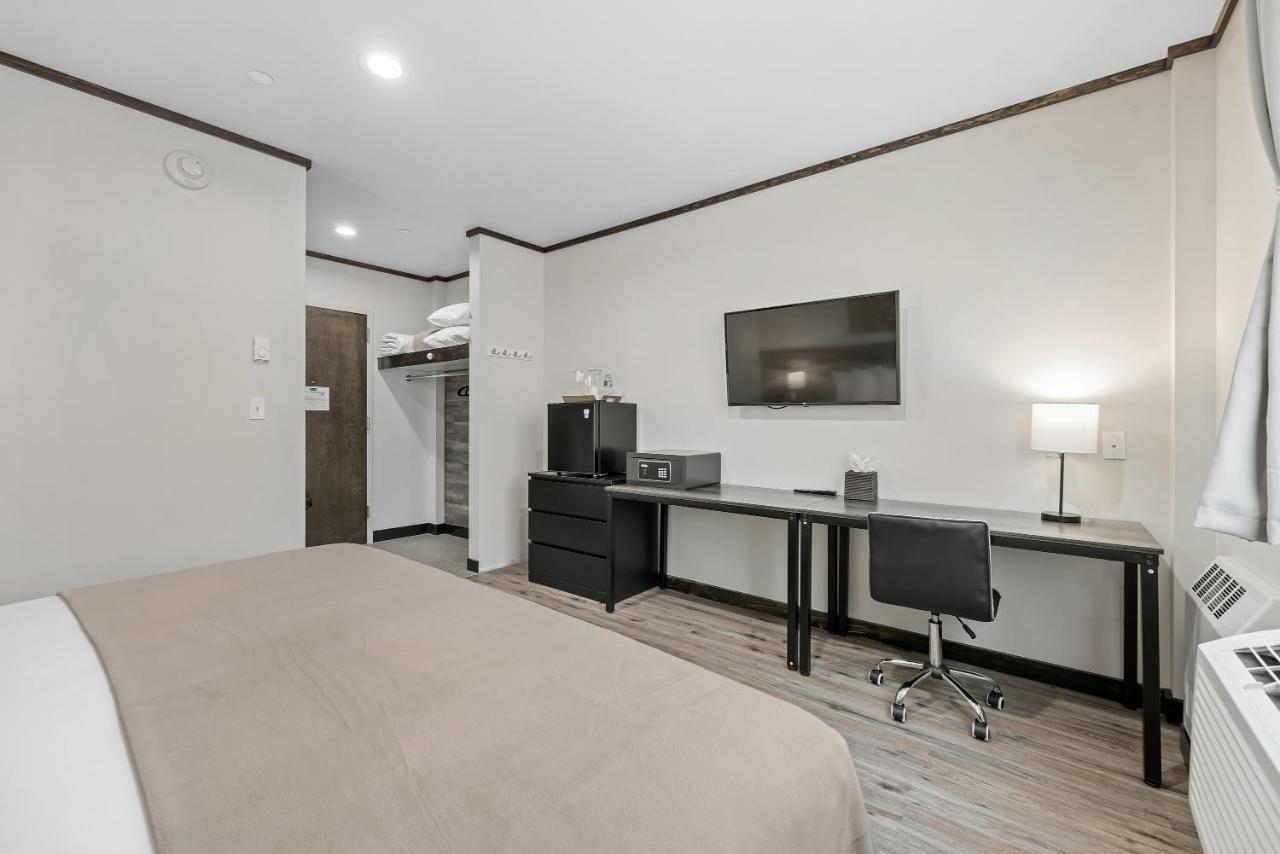 Highbridge Hotel