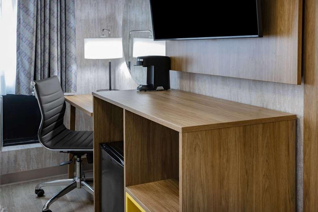 Hotel Days By Wyndham Bronx Nyc 3*