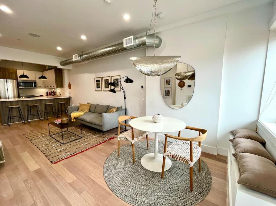 Minimalist Brooklyn Gem To Yourself