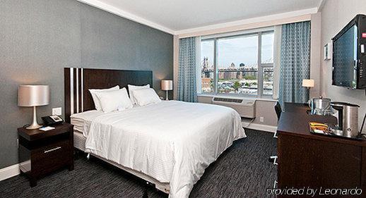 Hotel Wyndham Garden Long Island City