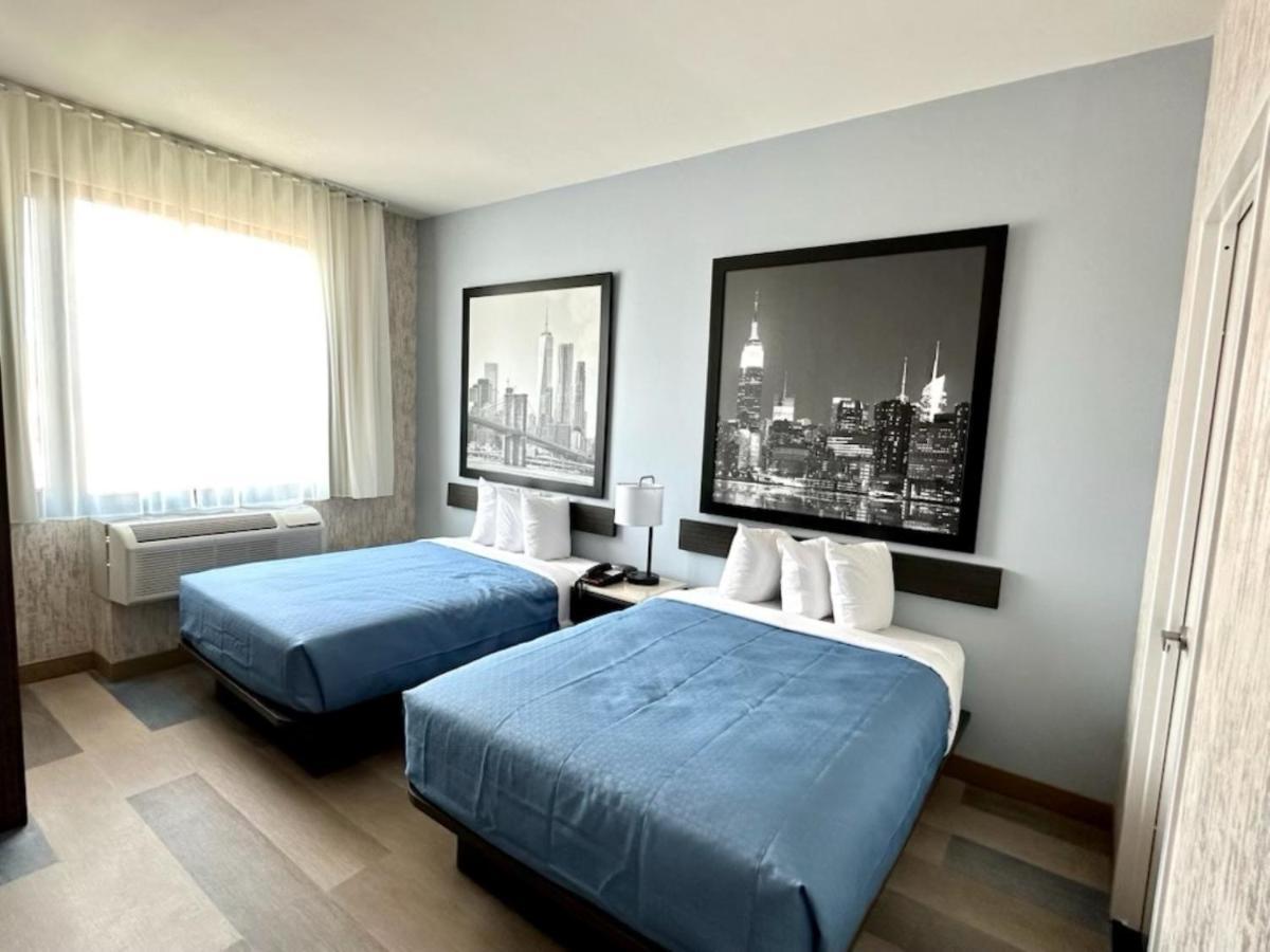 Super 8 By Wyndham Brooklyn Pennsylvania Ave Hotel 2*