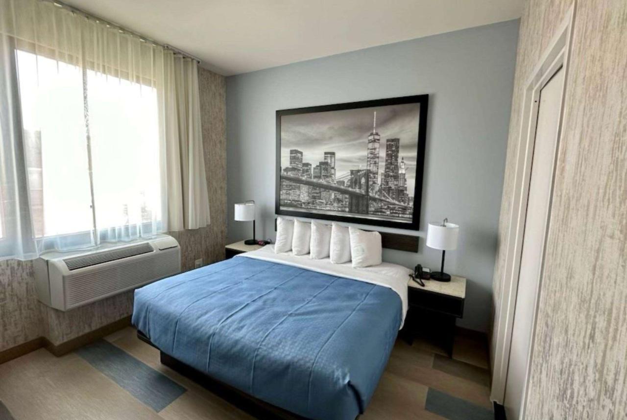 Super 8 By Wyndham Brooklyn Pennsylvania Ave New York