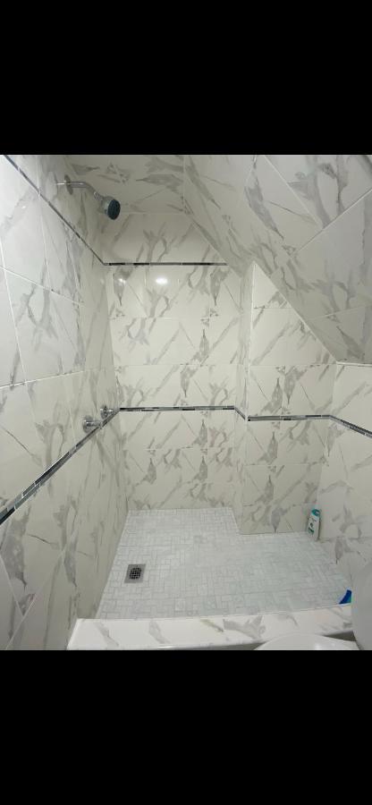 Newly Renovated One Bedroom Shared Cheerful In The Heart Of Queens Homestay New York
