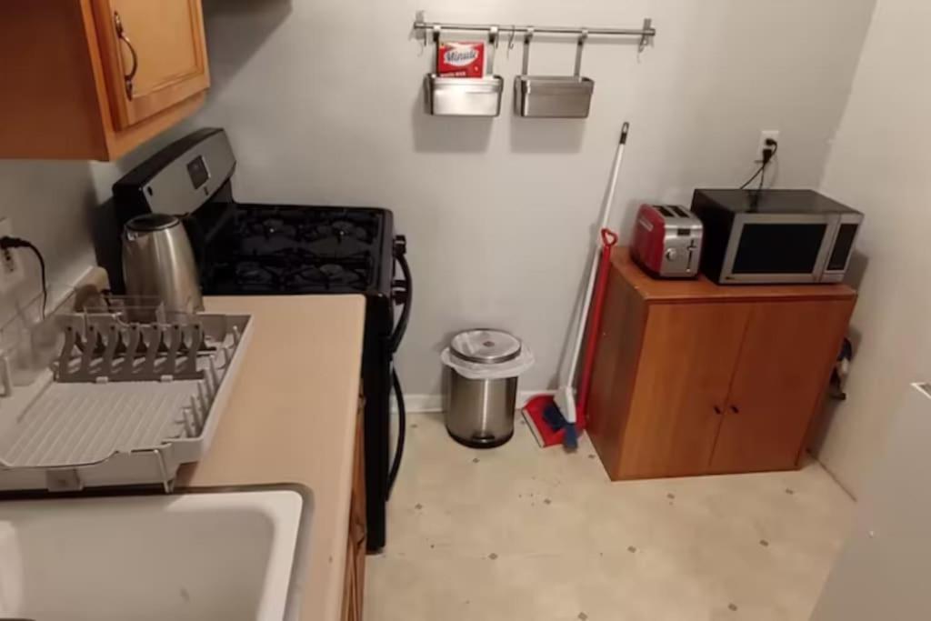 Homestay Private In 4 Bedroom Ground Near Subway New York