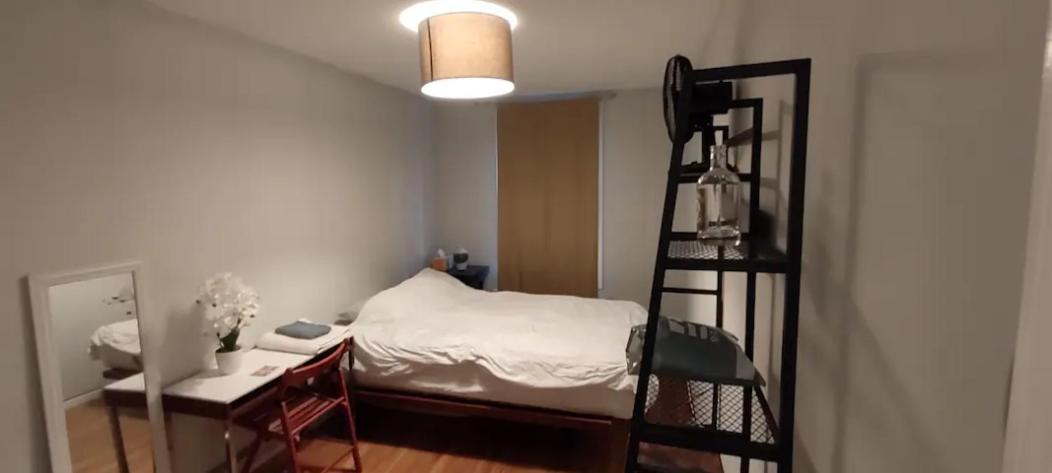 Private In 4 Bedroom Ground Near Subway *