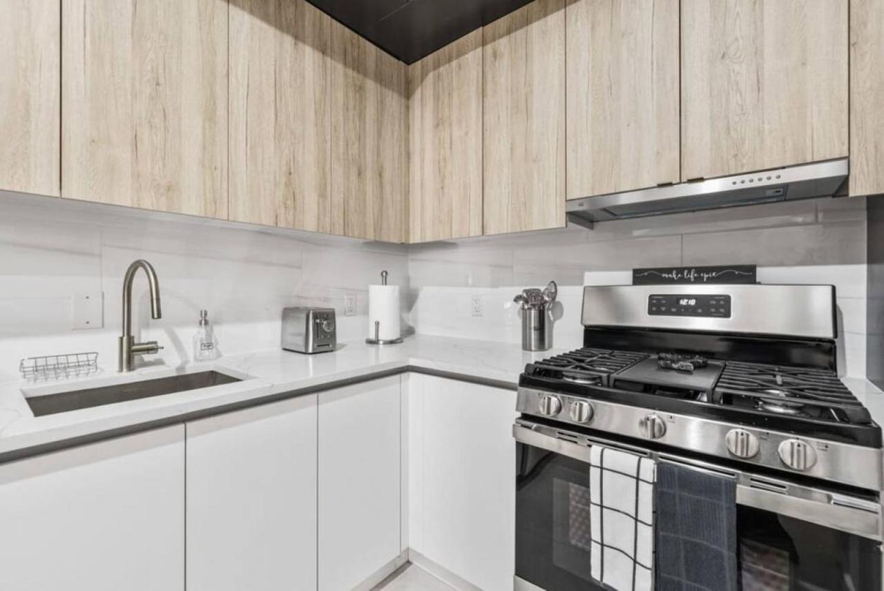 Top Notch 2br In Upper East Mins To Central Park New York