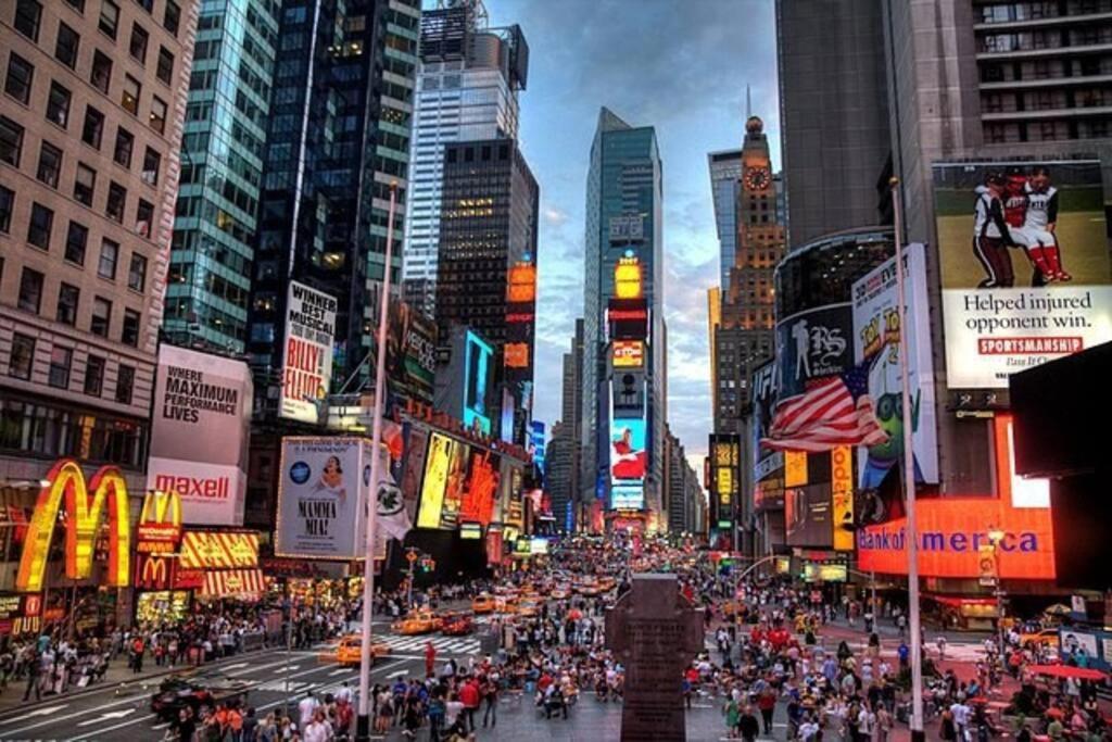 Swj 5th - Perfect For Tourism: Near Train, Times Sq, Dining Apartment