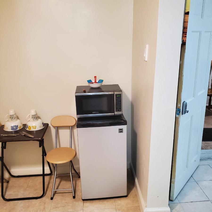 Apartment And One Bedroom
