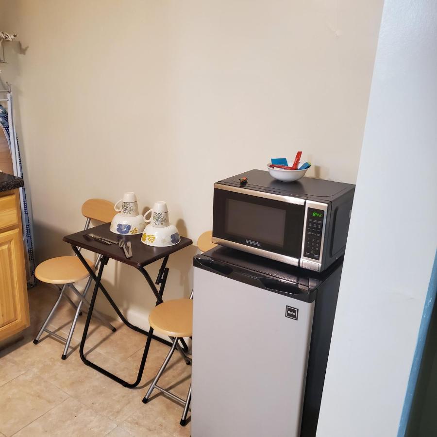 Apartment And One Bedroom