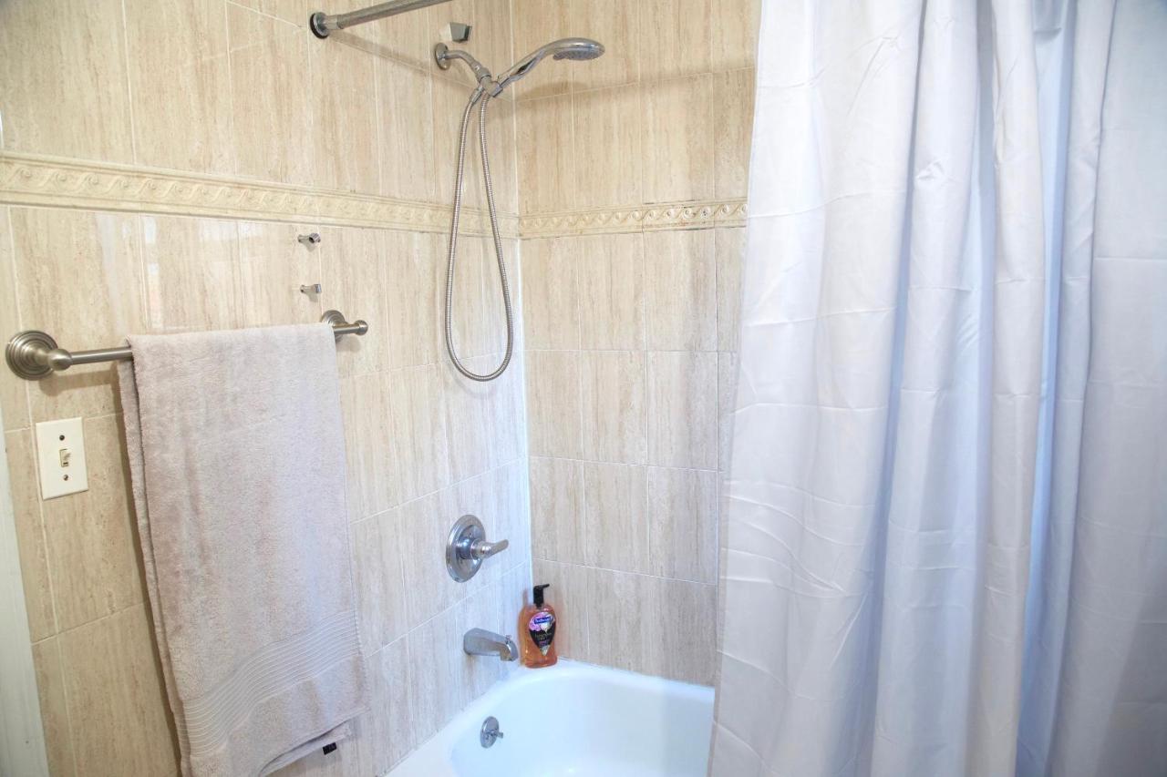 Brightonbeach-comfy Room-close Ocean *