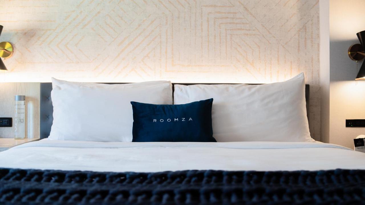 Roomza Times Square At Pestana Cr7 Hotel