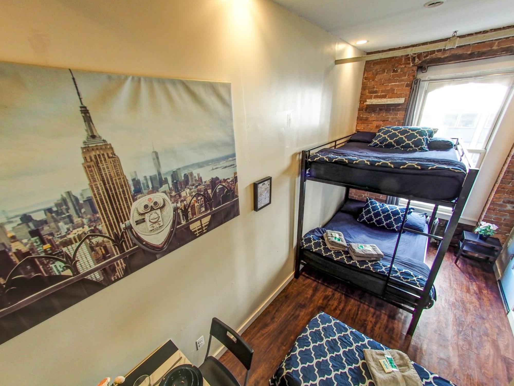 Empire Broadway Retreats Apartment
