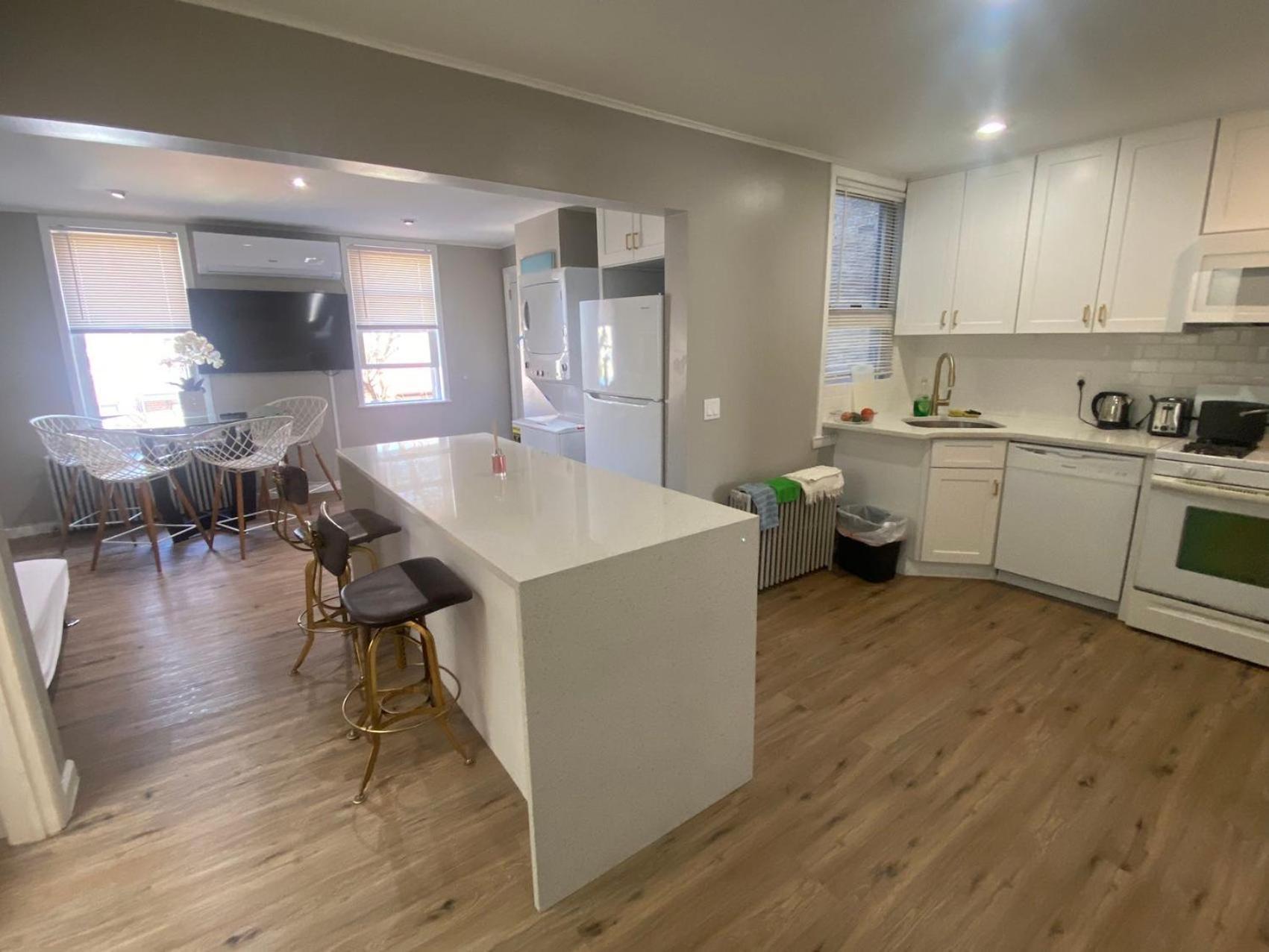Cozy Woodside Near Manhattan Apartment