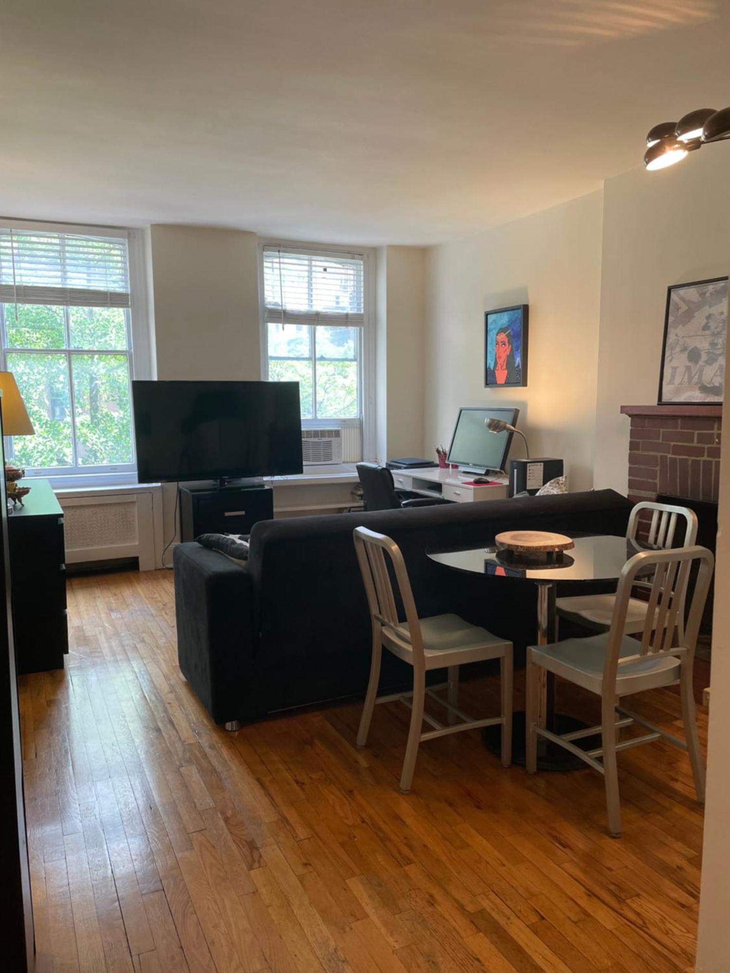 Cozy Place In Midtown Nyc