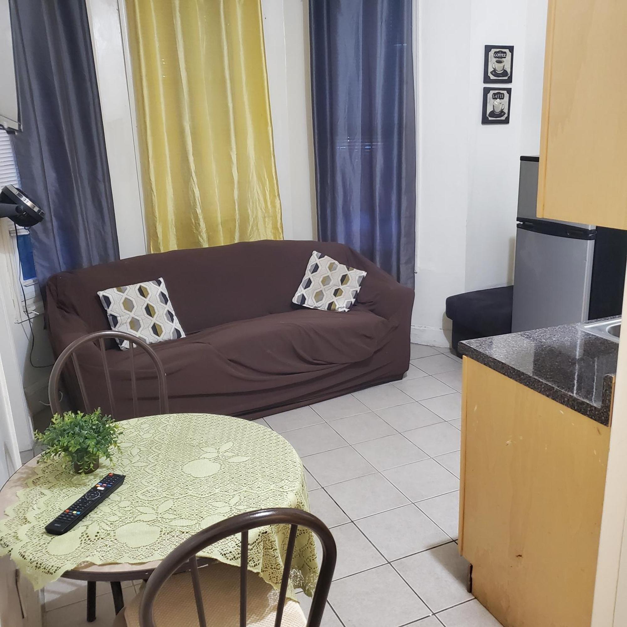 And One Bedroom Apartment *