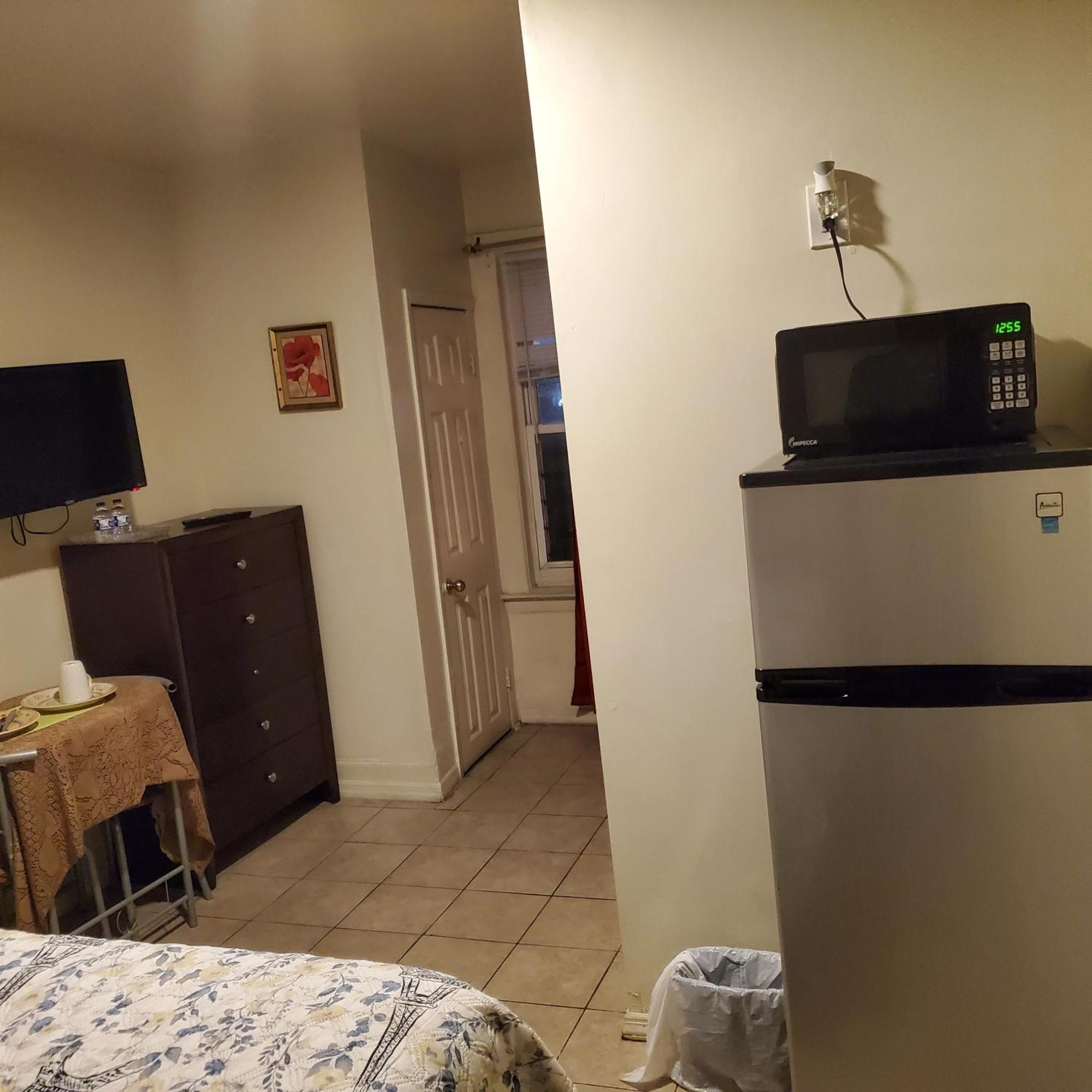 Apartment And One Bedroom New York