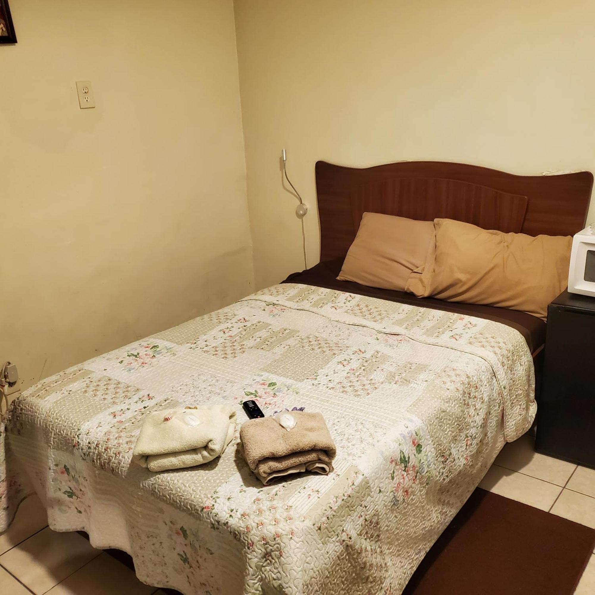 And One Bedroom New York