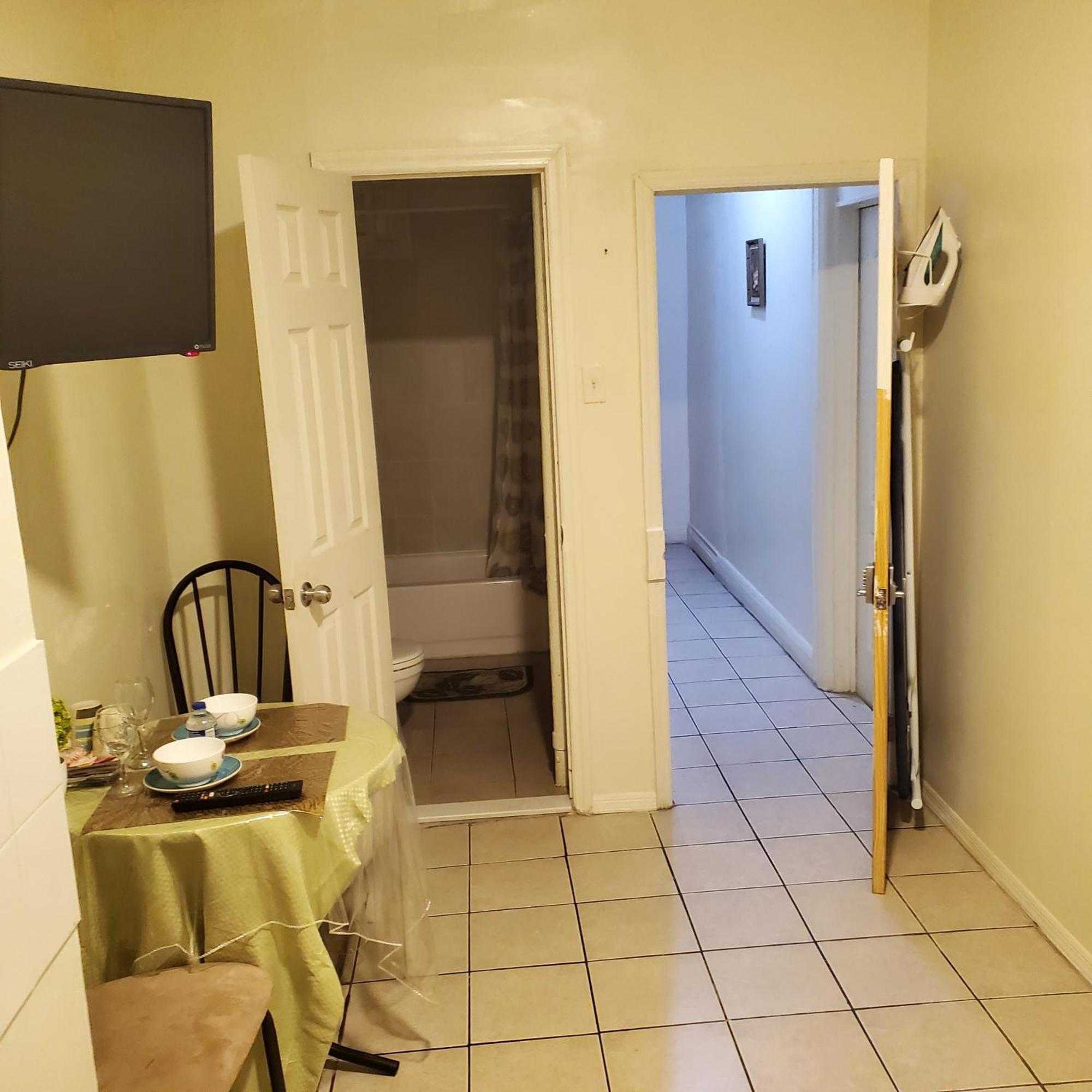 Apartment And One Bedroom New York