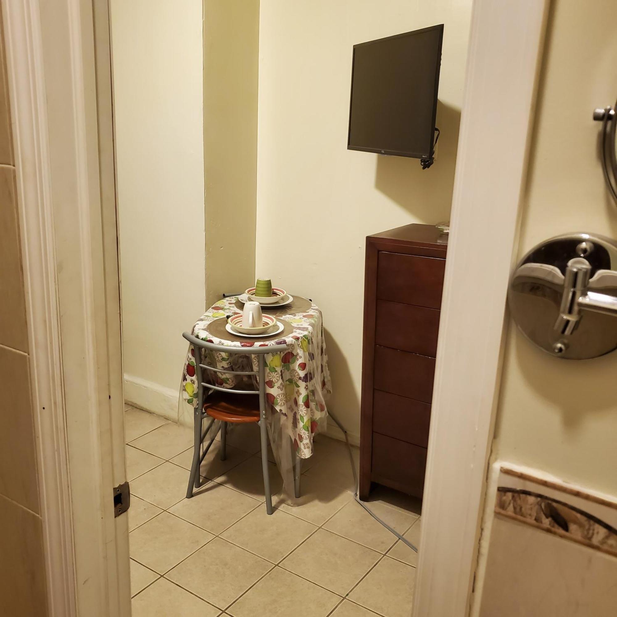 Apartment And One Bedroom