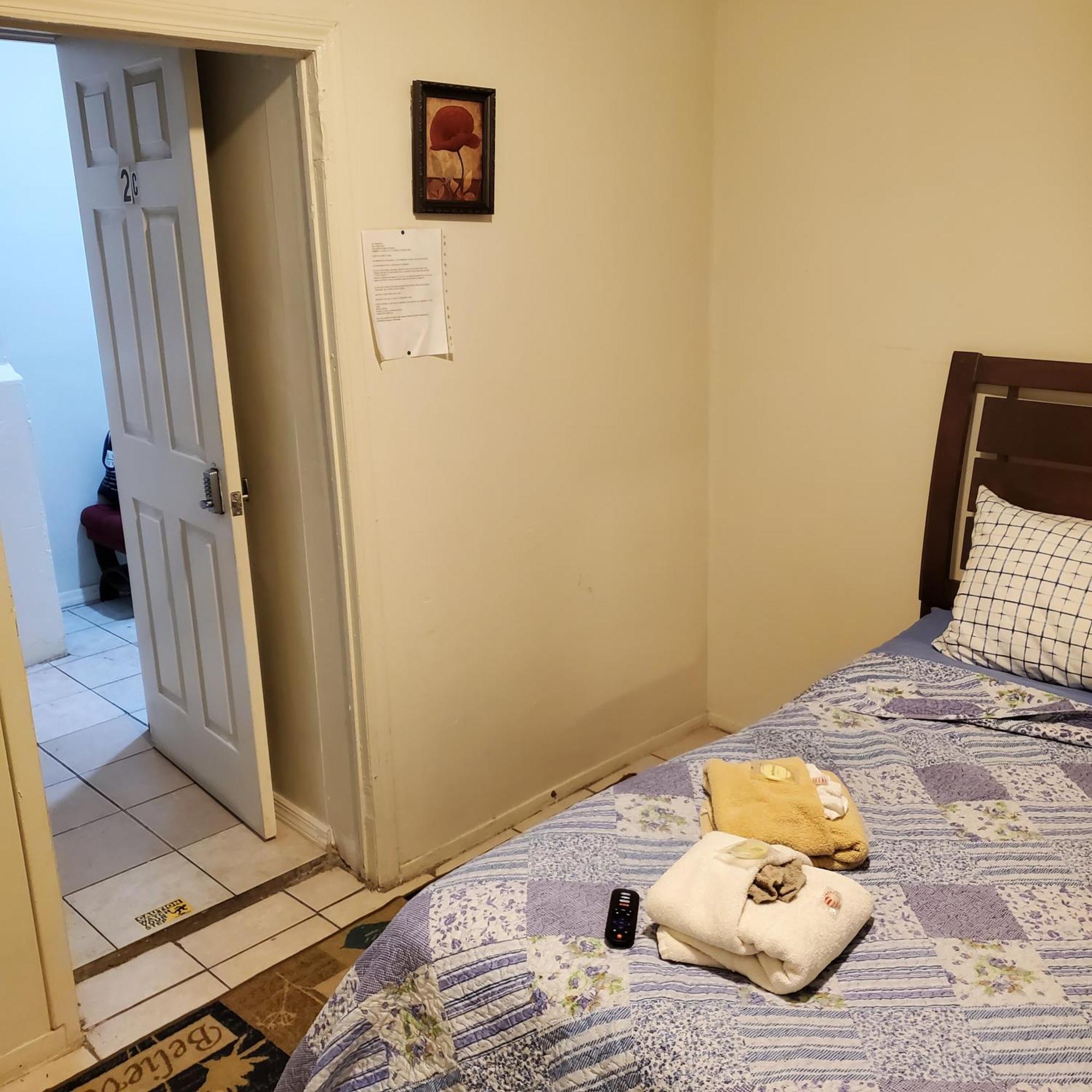 Apartment And One Bedroom New York