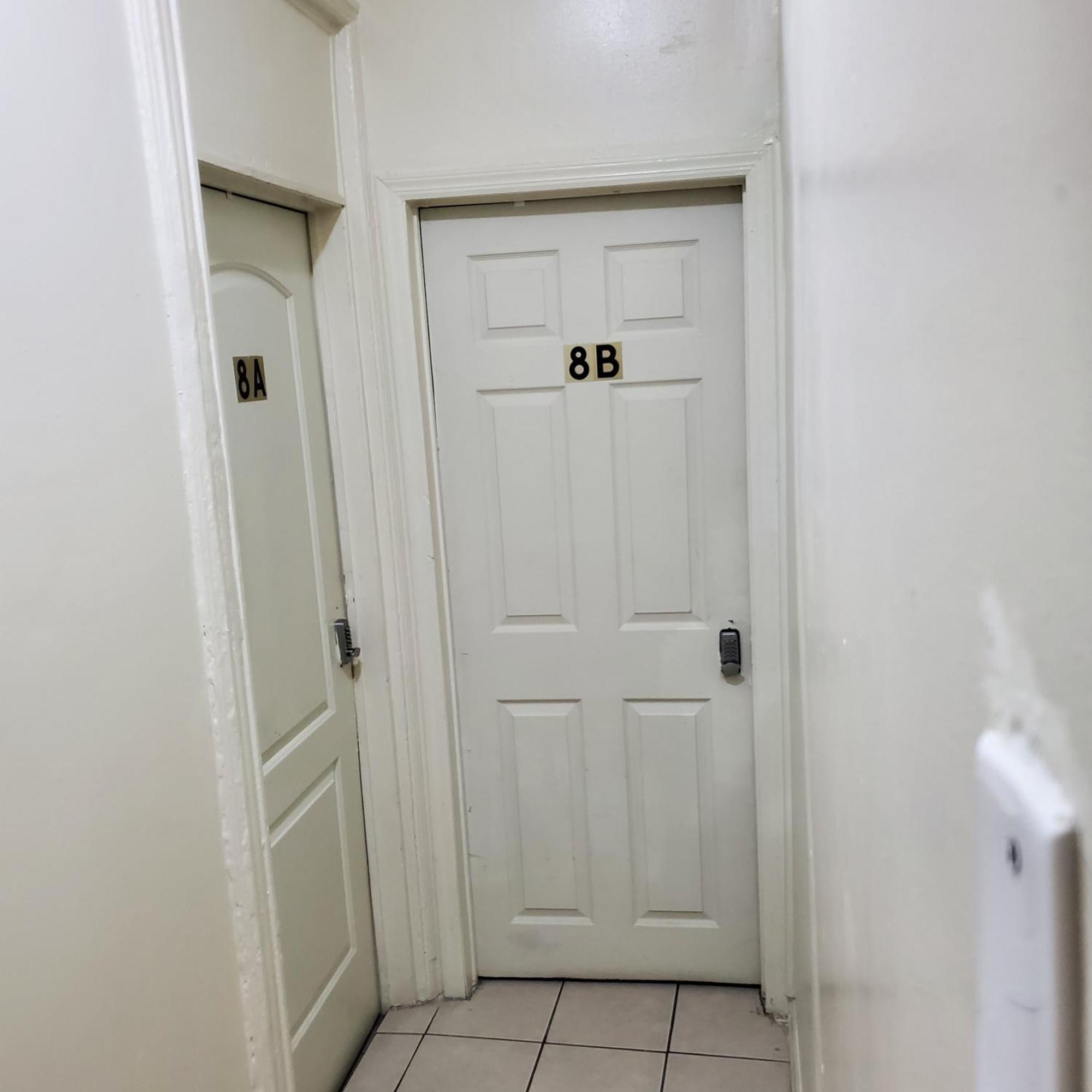 And One Bedroom Apartment *