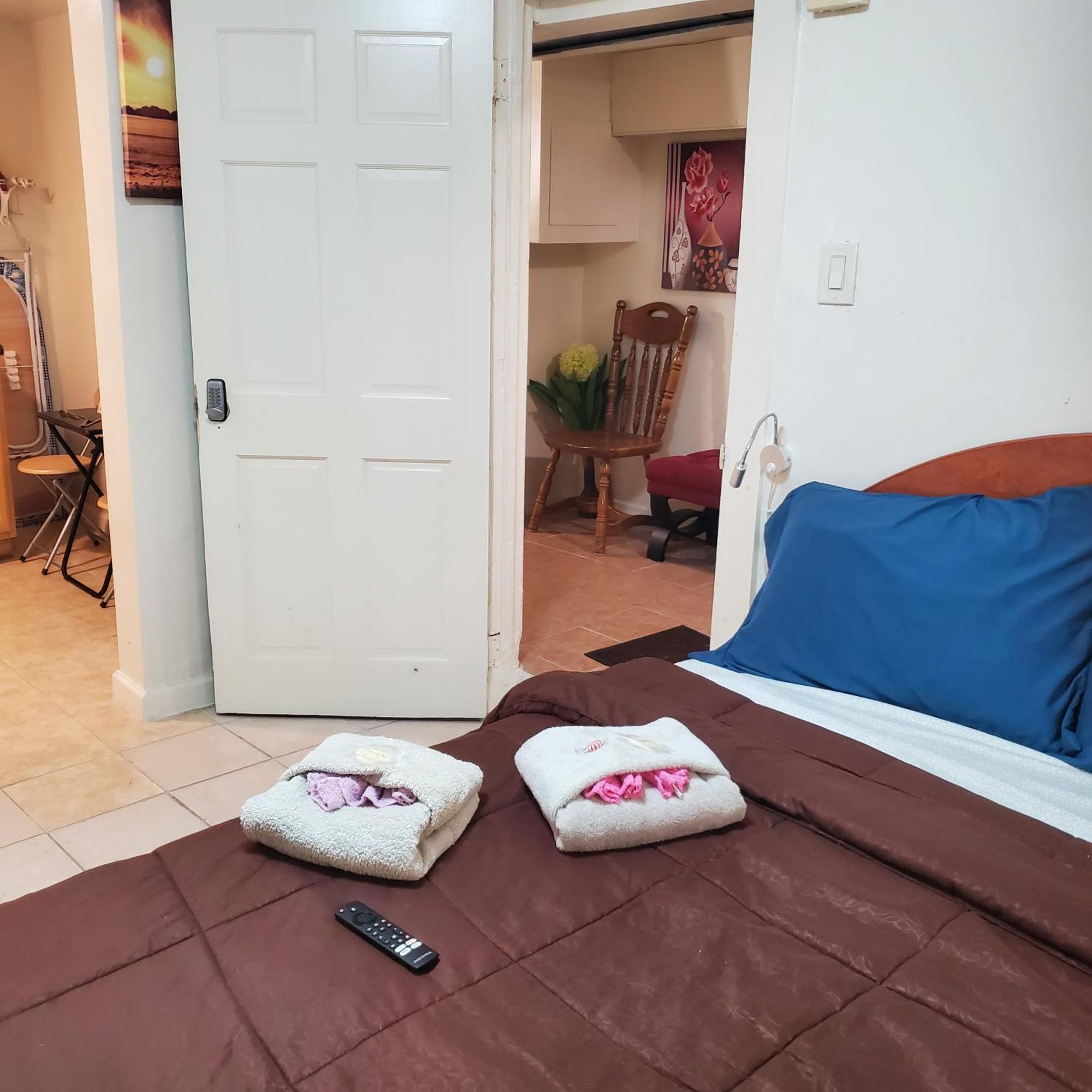 And One Bedroom New York