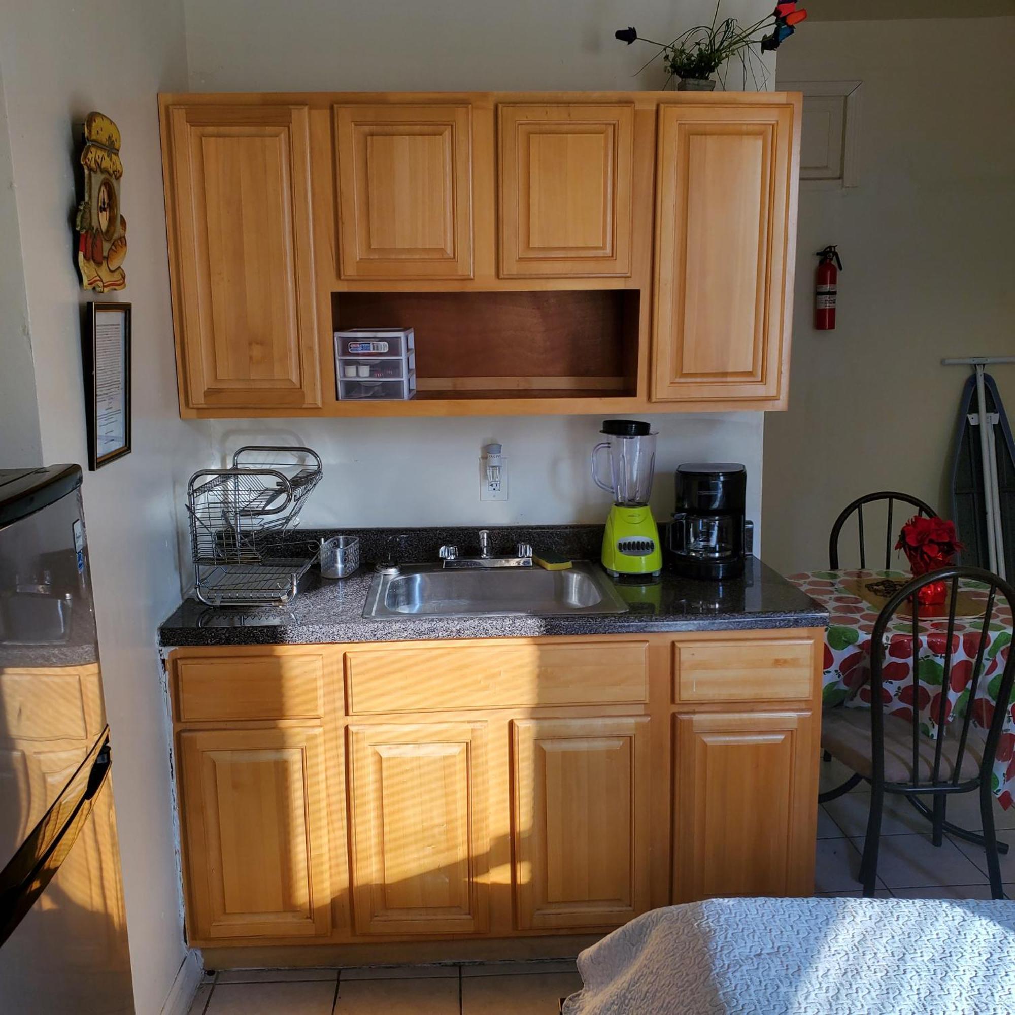 And One Bedroom * New York
