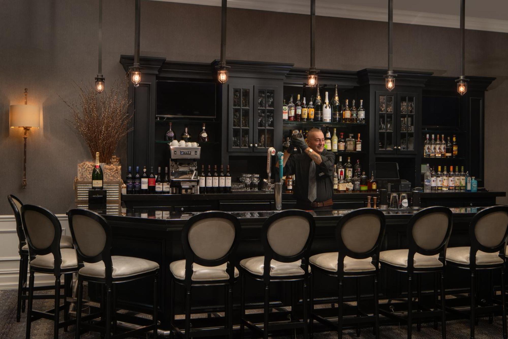 The Manhattan Club Hotel