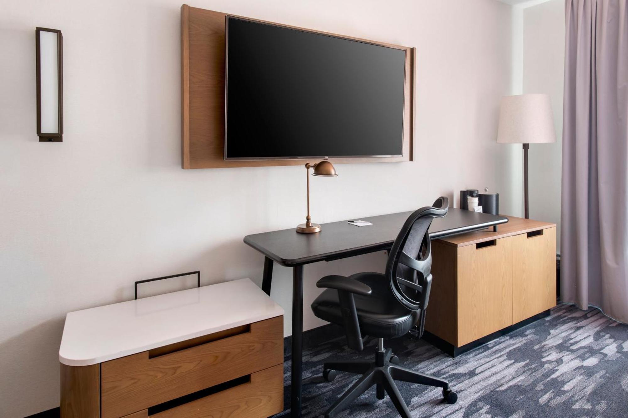 Fairfield By Marriott Laguardia Airport/flushing Hotel New York
