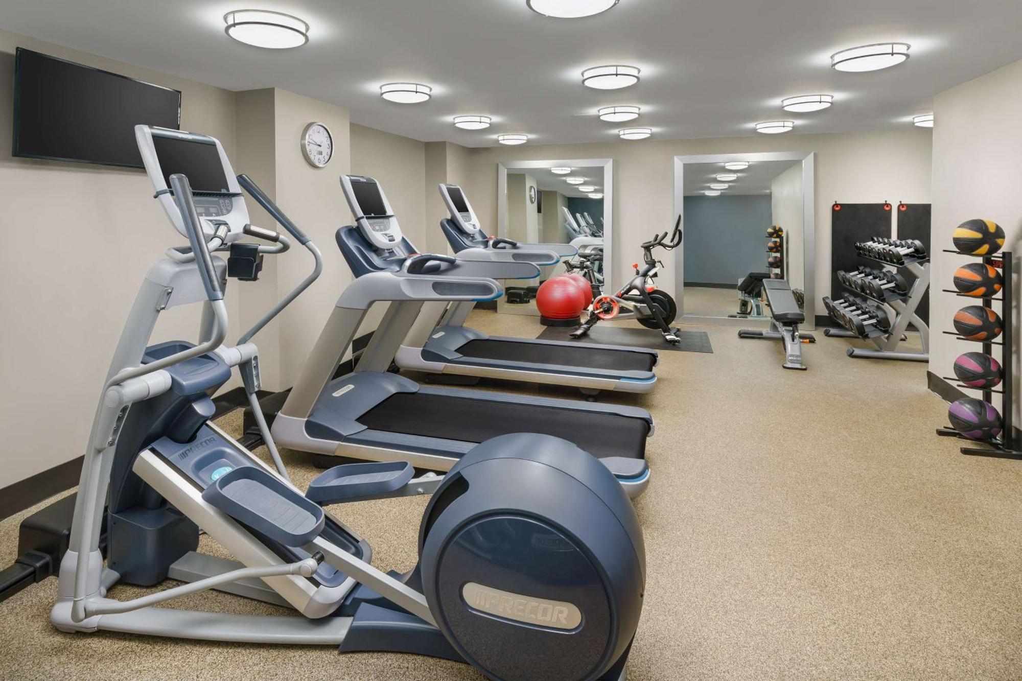 Doubletree By Hilton City - Chelsea 4*
