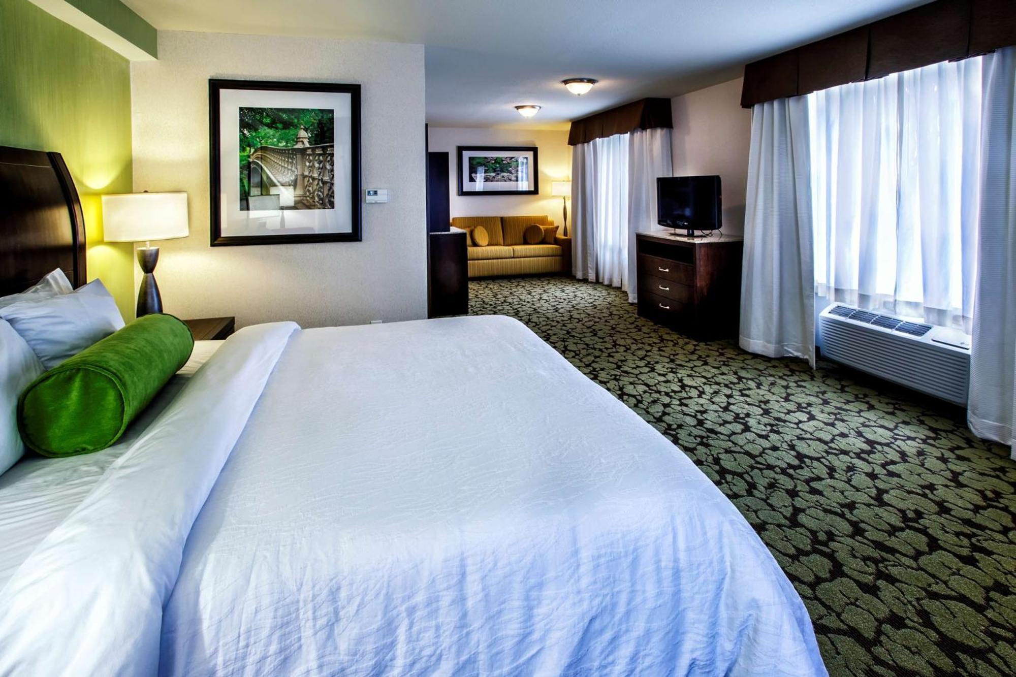 Hilton Garden New York/staten Island 3*