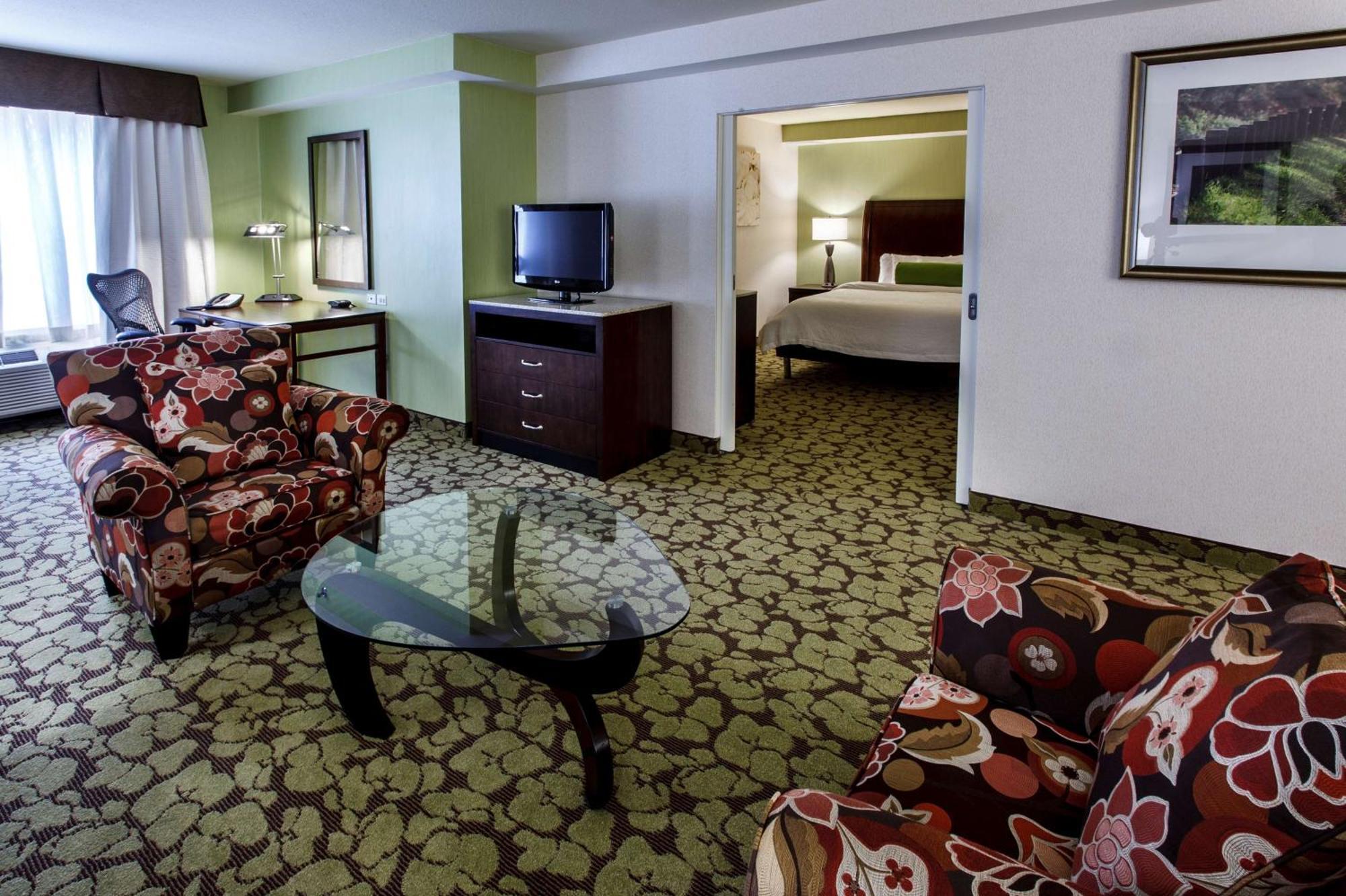 Hilton Garden New York/staten Island Hotel 3*