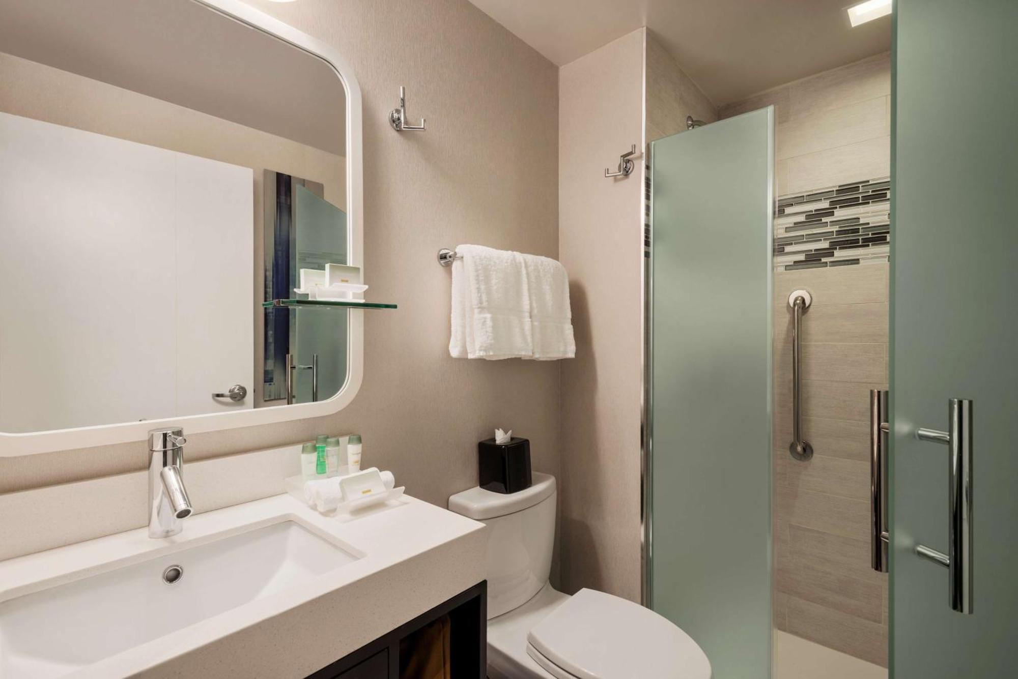 Homewood Midtown Manhattan Times Square South 3*