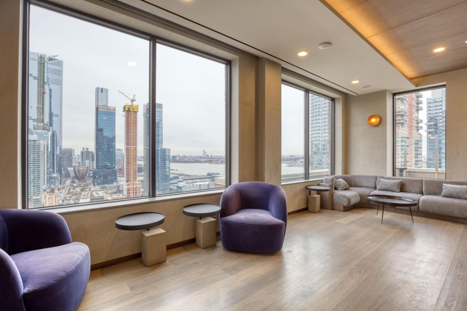 Midtown West 2br W Doorman Gym Wd Nr Times Sq Nyc-1068 Apartment *
