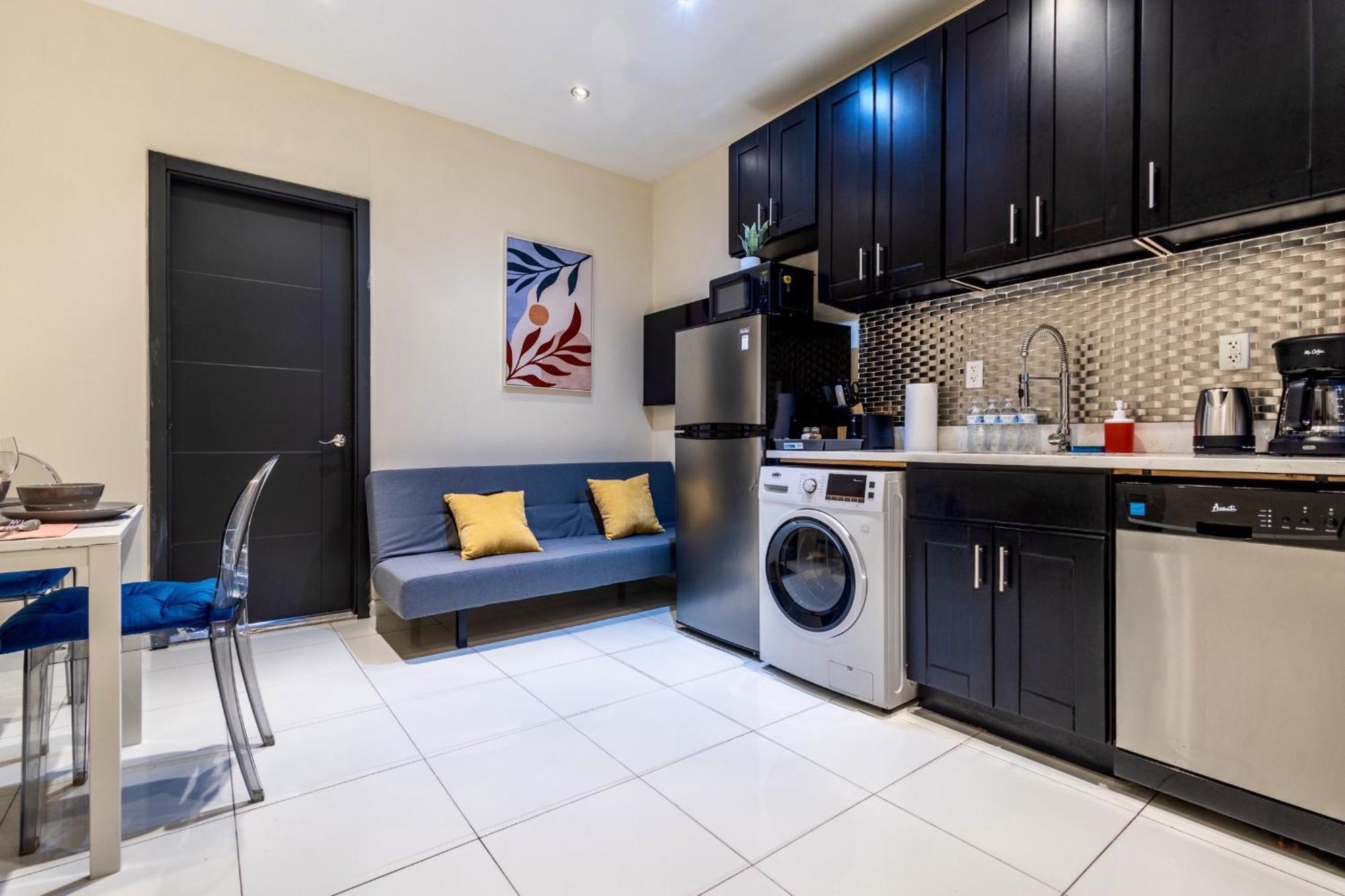 Spacious 4bd Gem In Manhattan New York