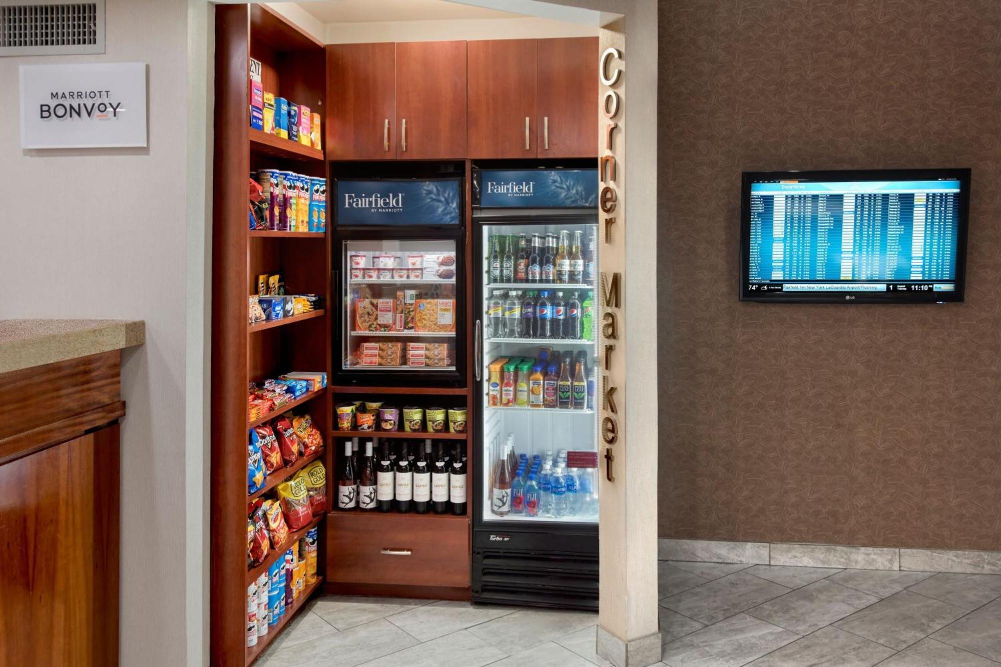 Hotel Fairfield By Marriott Laguardia Airport/flushing 3*